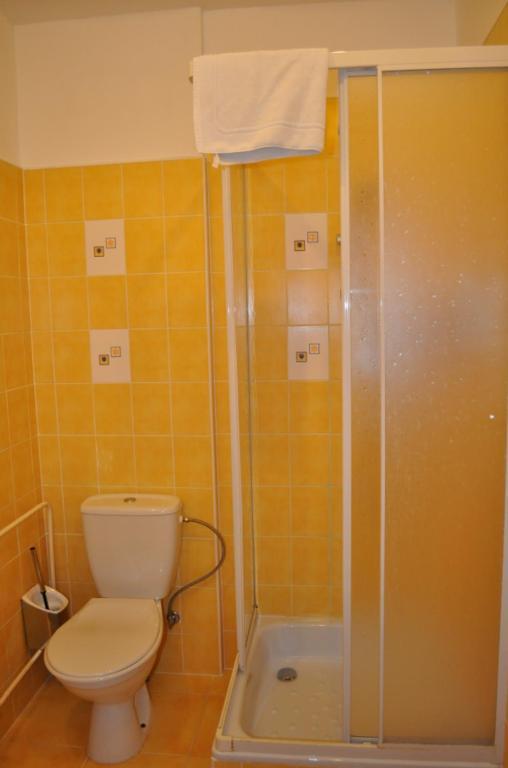 Sport Hotel Ostrov Trenčín Rom bilde
