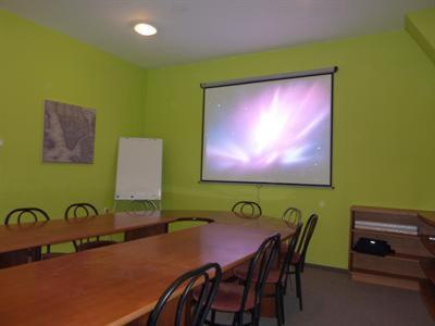 Sport Hotel Ostrov Trenčín Eksteriør bilde
